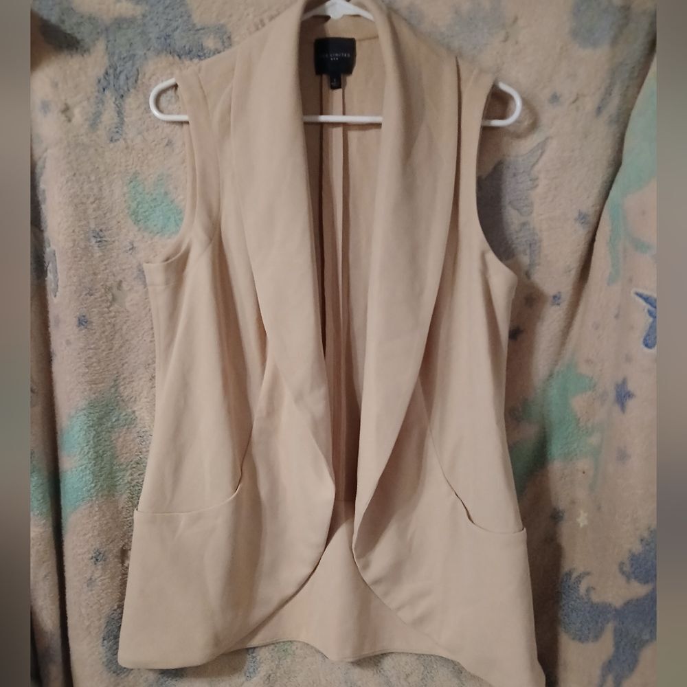 The Limited Lightweight Long Vest Womens Size Small